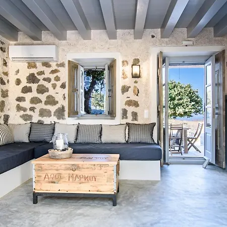 Pavlaina Complex Of Traditional Residences In Nisyros. Enjoy The Garden And The Sea View Appartement Emporeiós