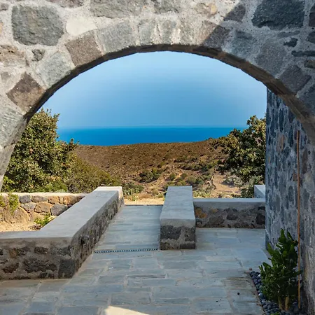 Pavlaina Complex Of Traditional Residences In Nisyros. Enjoy The Garden And The Sea View *