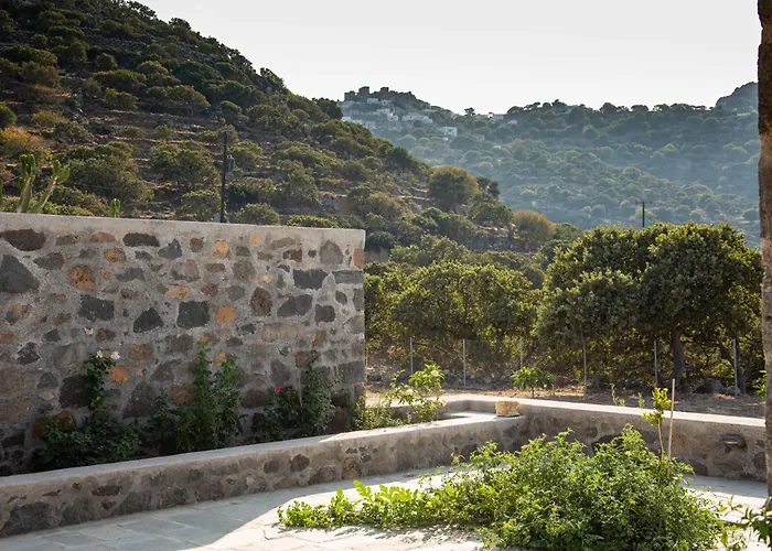 Διαμέρισμα Pavlaina Complex Of Traditional Residences In Nisyros. Enjoy The Garden And The Sea View *