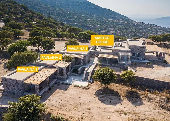 Pavlaina Complex Of Traditional Residences In Nisyros. Enjoy The Garden And The Sea View * Εμπορειός
