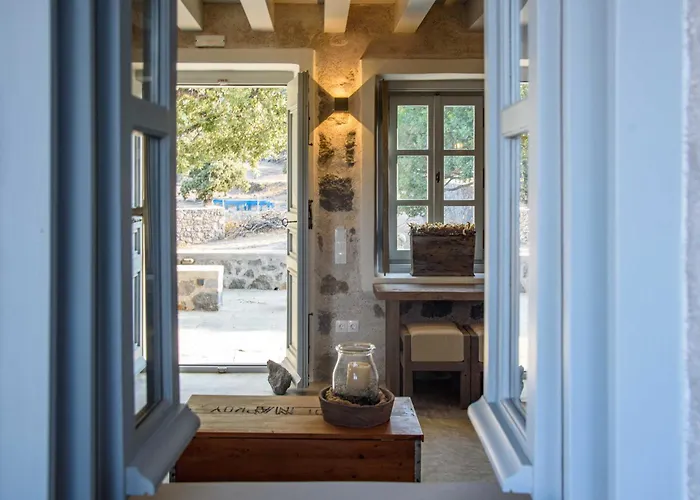 Pavlaina Complex Of Traditional Residences In Nisyros. Enjoy The Garden And The Sea View