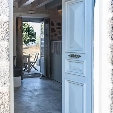 Lejlighed Pavlaina Complex Of Traditional Residences In Nisyros. Enjoy The Garden And The Sea View *