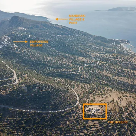 Pavlaina Complex Of Traditional Residences In Nisyros. Enjoy The Garden And The Sea View * Emporeios (Nisyros)