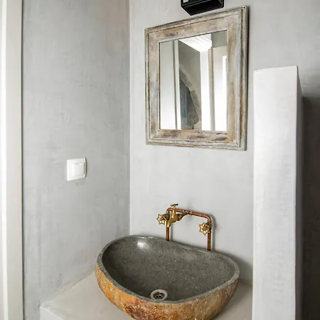 Pavlaina Complex Of Traditional Residences In Nisyros. Enjoy The Garden And The Sea View