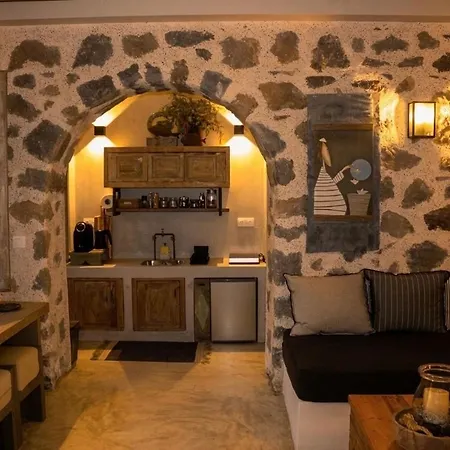 Διαμέρισμα Pavlaina Complex Of Traditional Residences In Nisyros. Enjoy The Garden And The Sea View